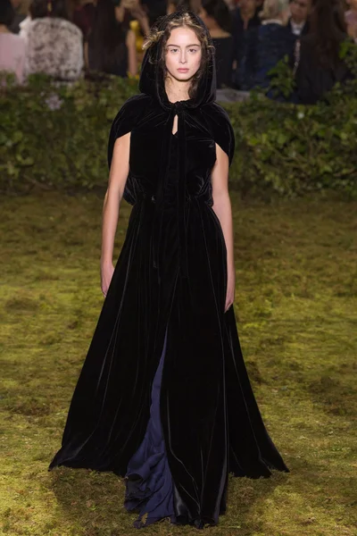 Look 23